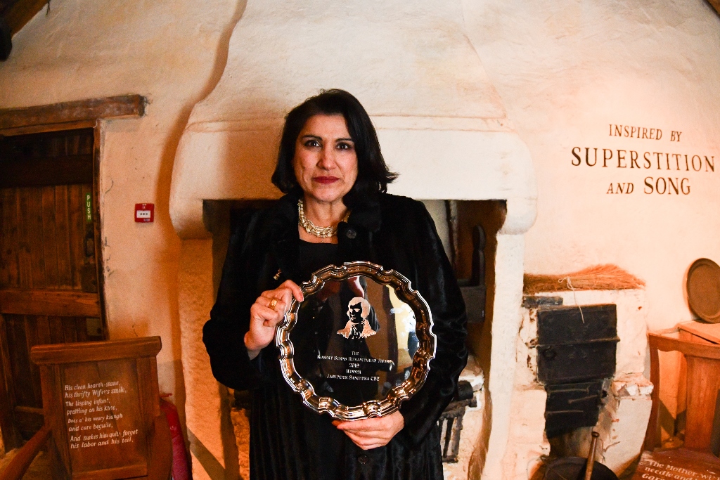 Forced marriage survivor, activist and campaigner wins Burns Award 2019