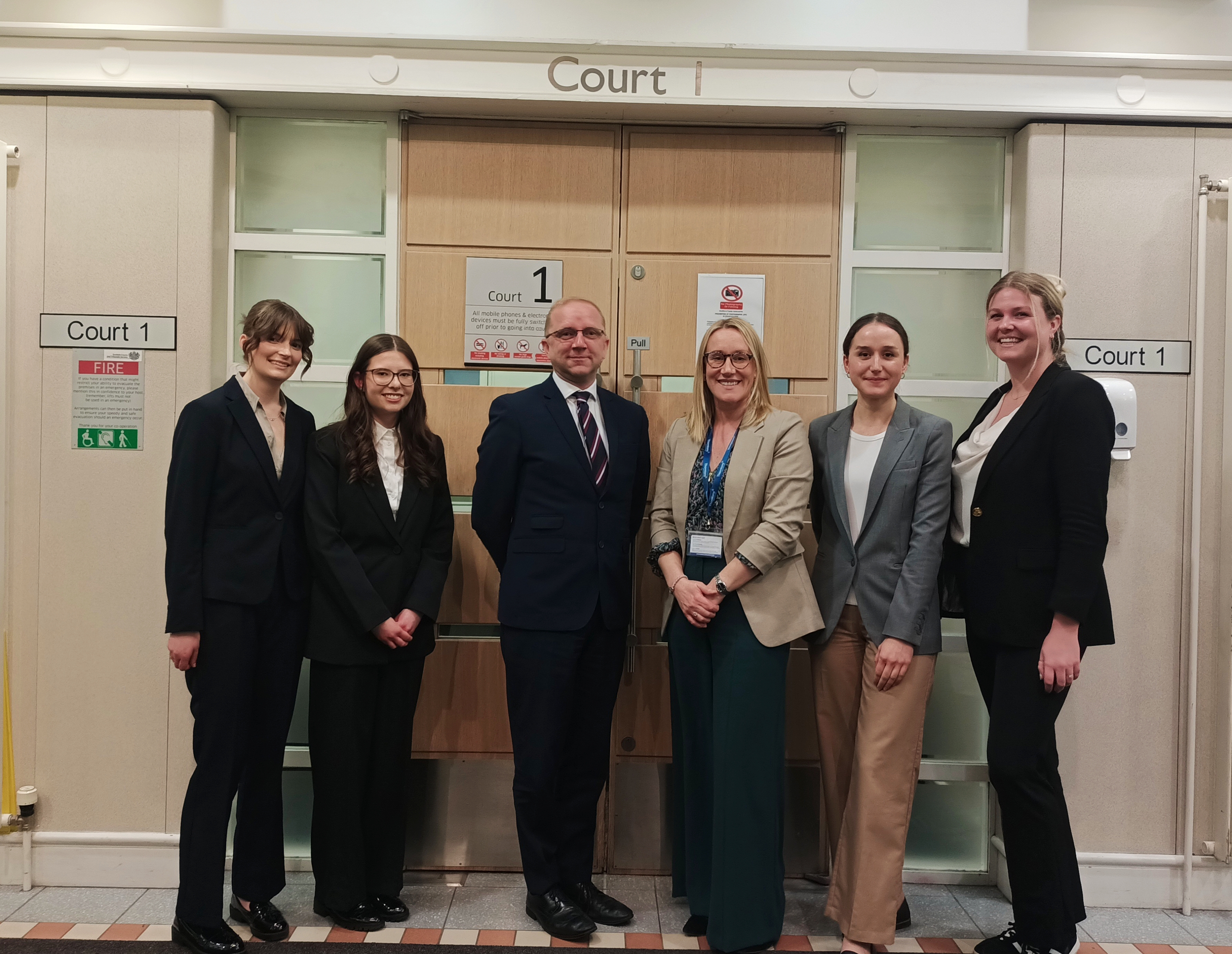 Katia Sher and Emma Kolbuc win Dundee moot