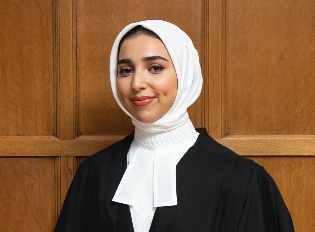 UK: Junior barristers launch range of hijabs for court