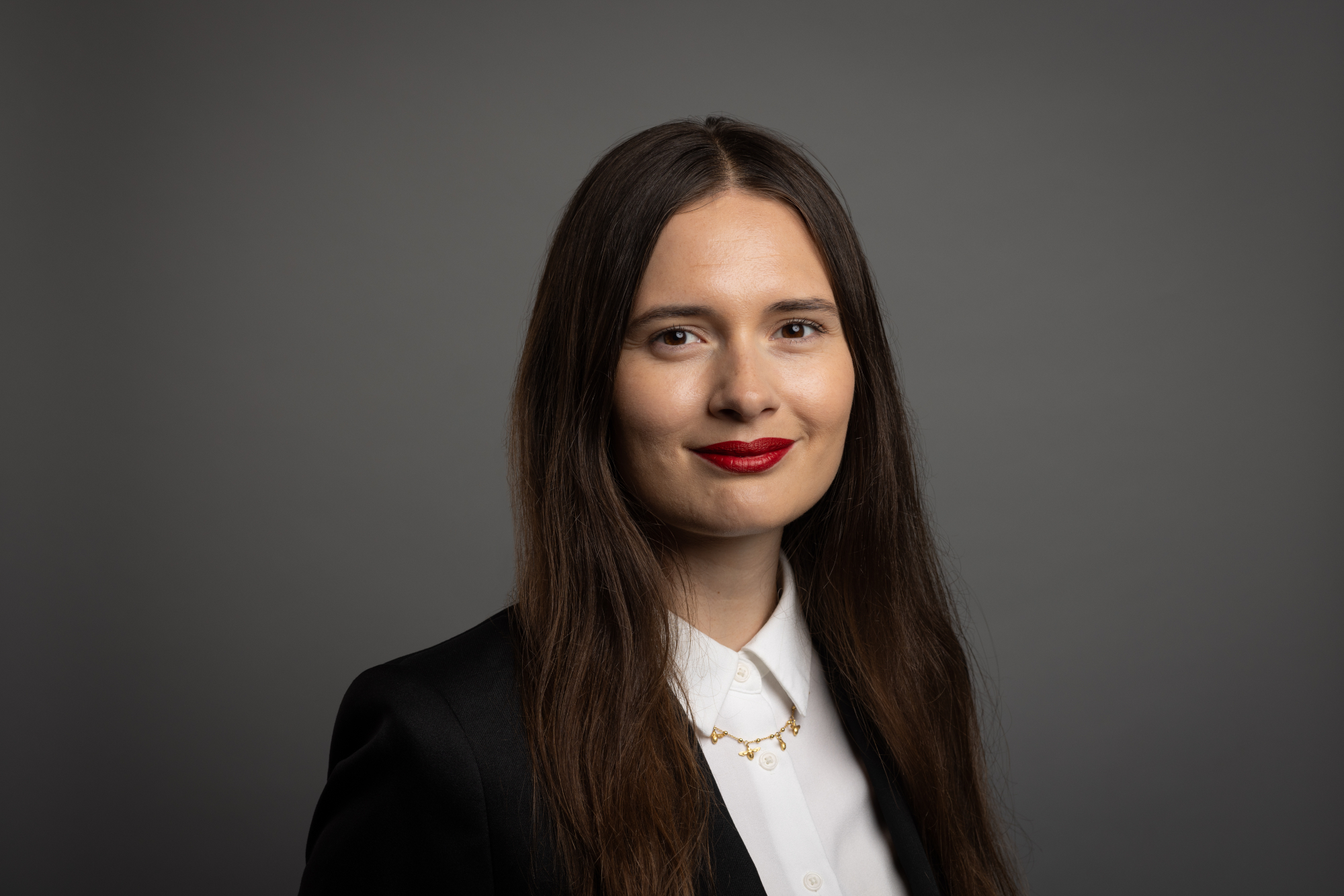 Ysabeau Middleton and Karen Forbes join Axiom Advocates