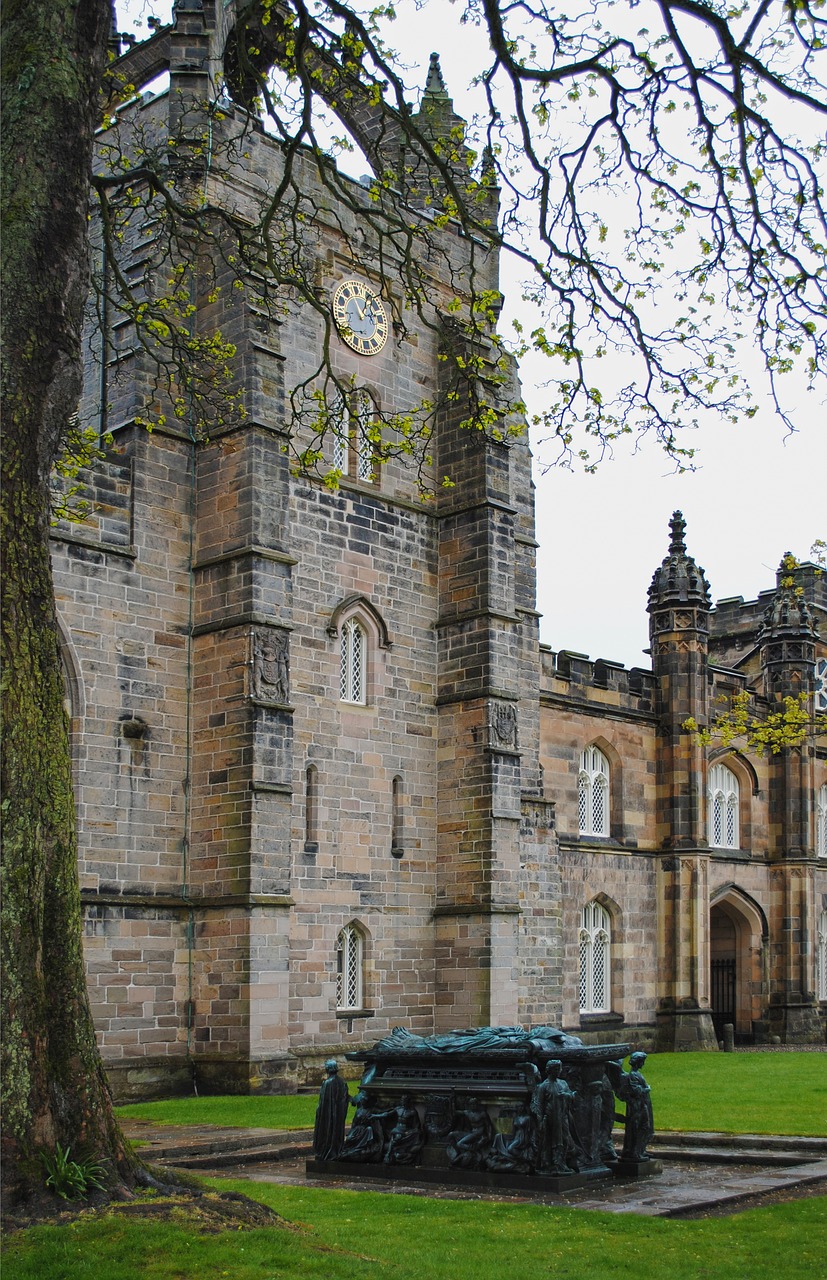 Aberdeen University hosts roundtable on defending freedom of the press