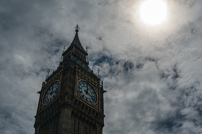 UK: Lords committee criticises legislation on providing electronic data to the USA