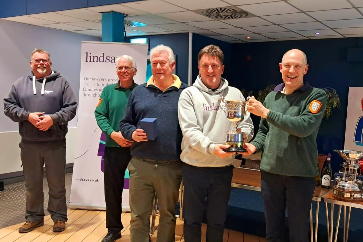 #InPictures: Lindsays presents curling trophy to Phin League winners