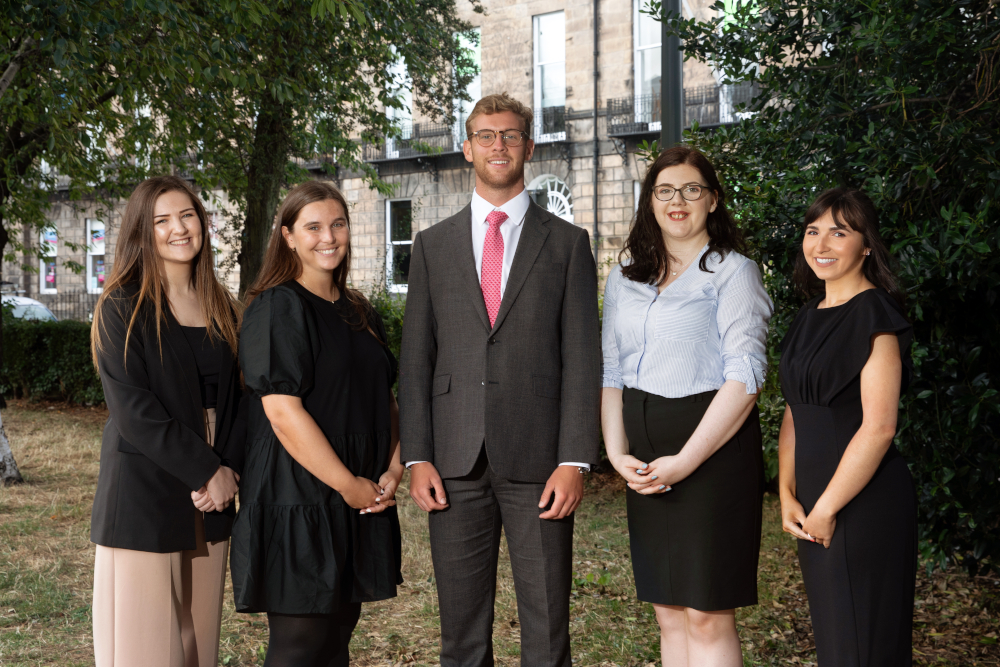Commercial property and residential conveyancing trainees among new starts at Lindsays