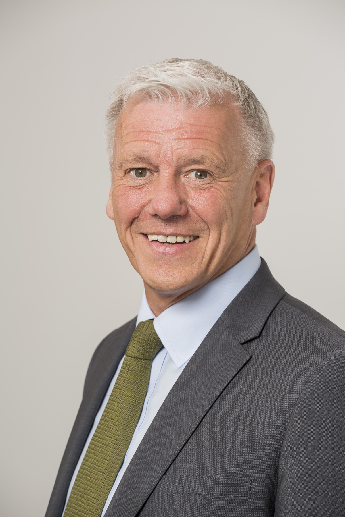 Peter Duff becomes chairman at Blackadders