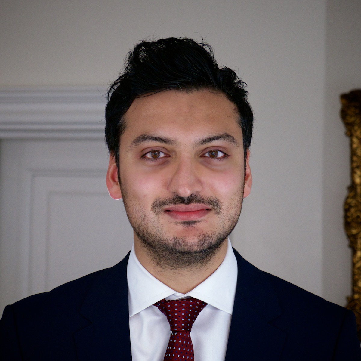 Usman Tariq appointed to UK Covid inquiry legal team
